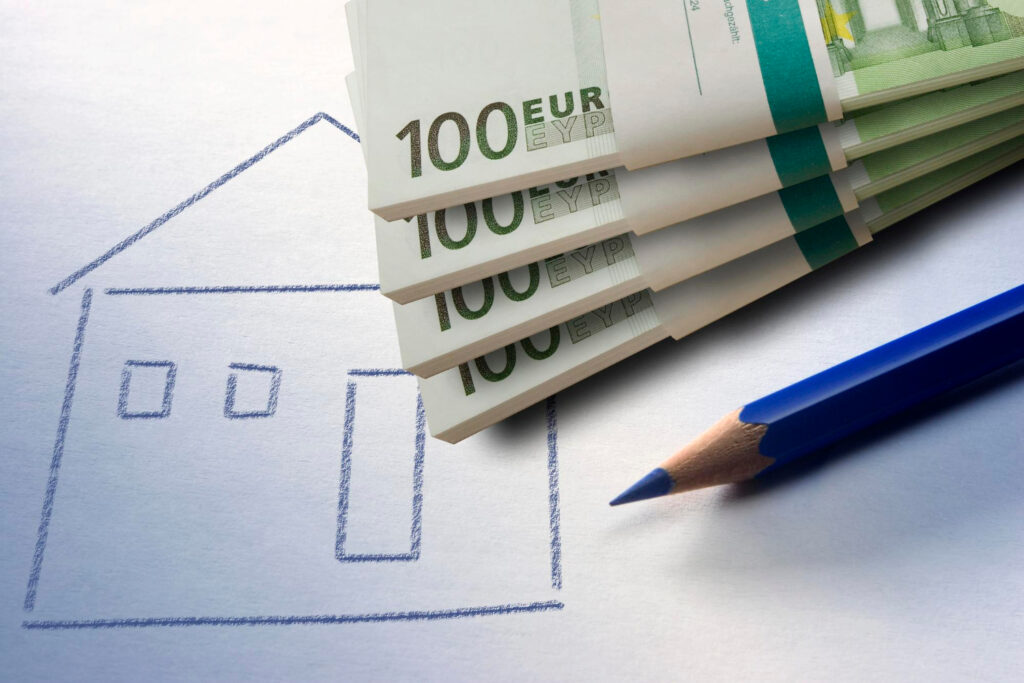 Immobilienmakler bei der Immobilienbewertung in Eislingen im Landkreis Göppingen – Hausbewertung durch DEKRA-zertifizierten Experten